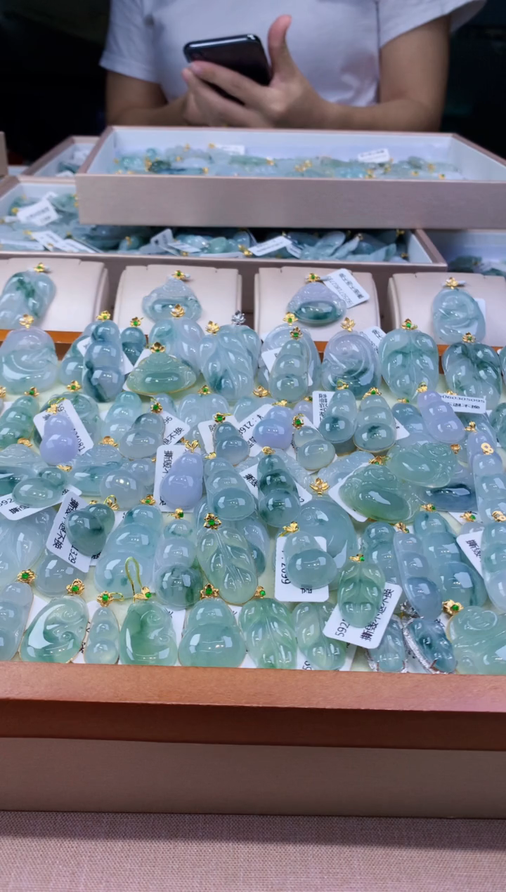 颈饰银S925镶嵌翡翠天然缅甸a货翡翠