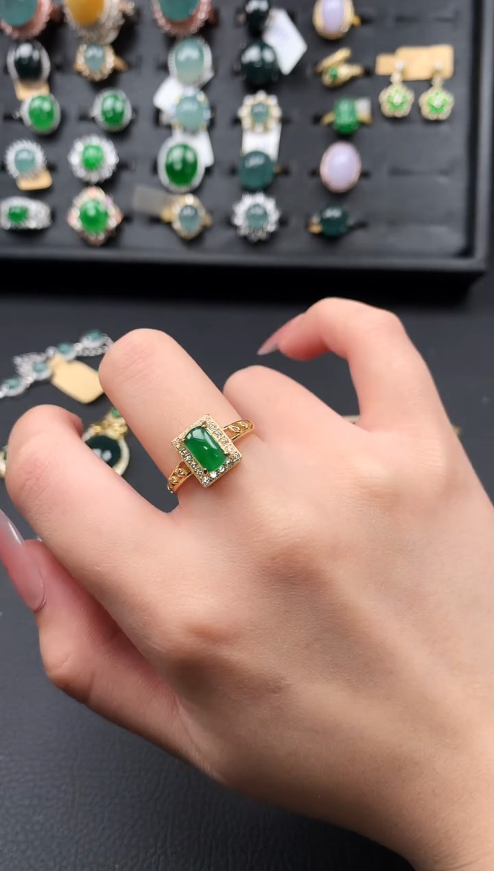 【闪购商品】翡翠戒指银S925镶嵌624141