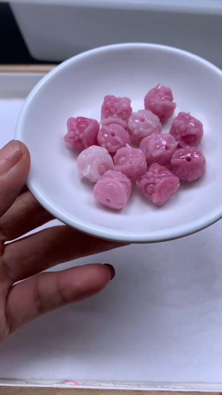 未镶嵌散珠拼合珍珠（马贝珠）E212 女皇贝 醒狮头13*13mm3个5.8元