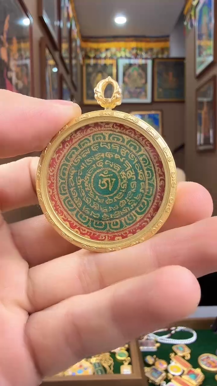 吊坠绿度母心咒-热贡纯手绘唐卡