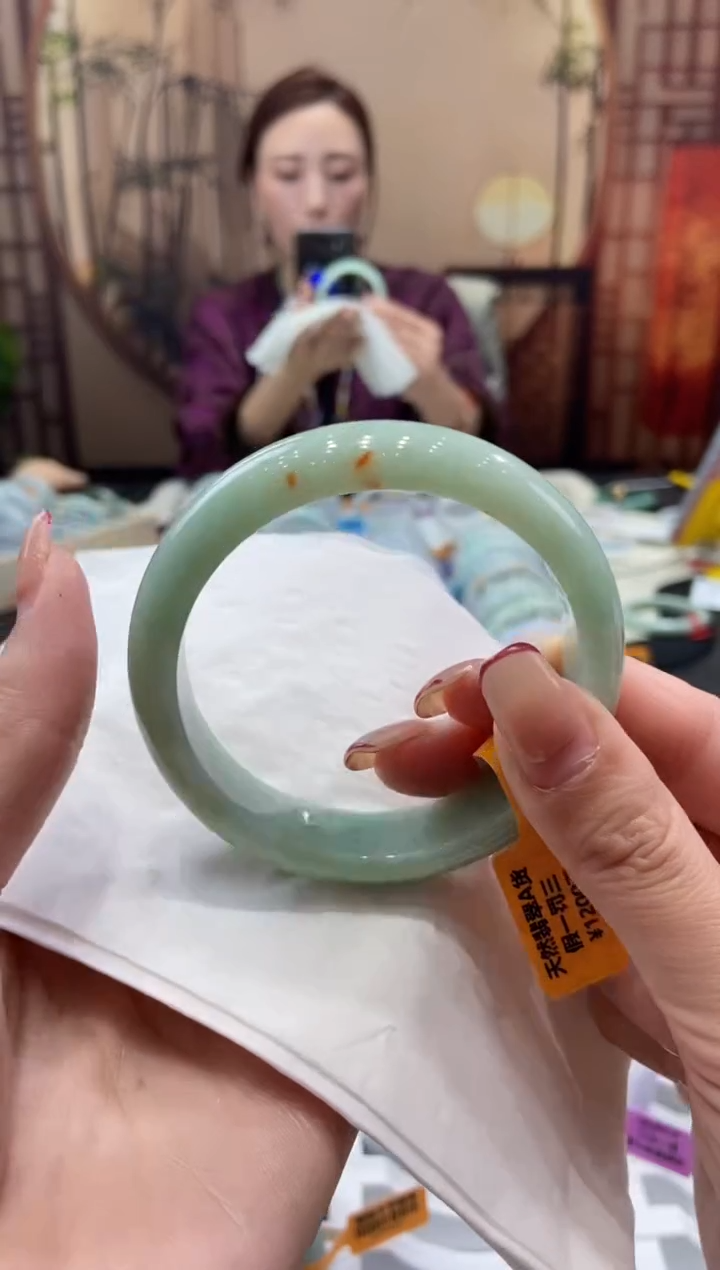 【闪购商品】翡翠手镯未镶嵌000010364