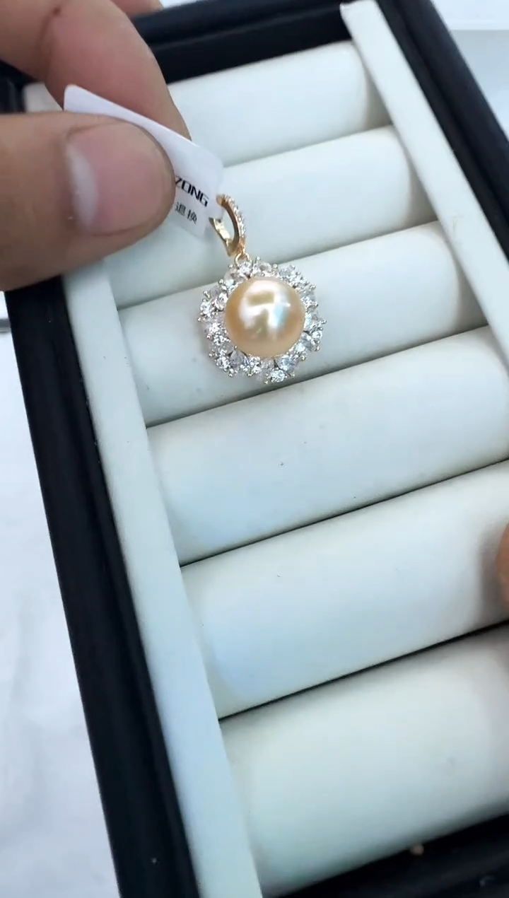 【闪购商品】海水珍珠颈饰银S925镶嵌吊坠