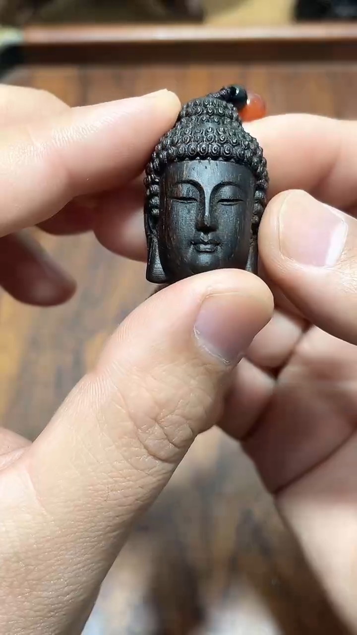 【闪购商品】檀香木精品推荐红土qn佛头
