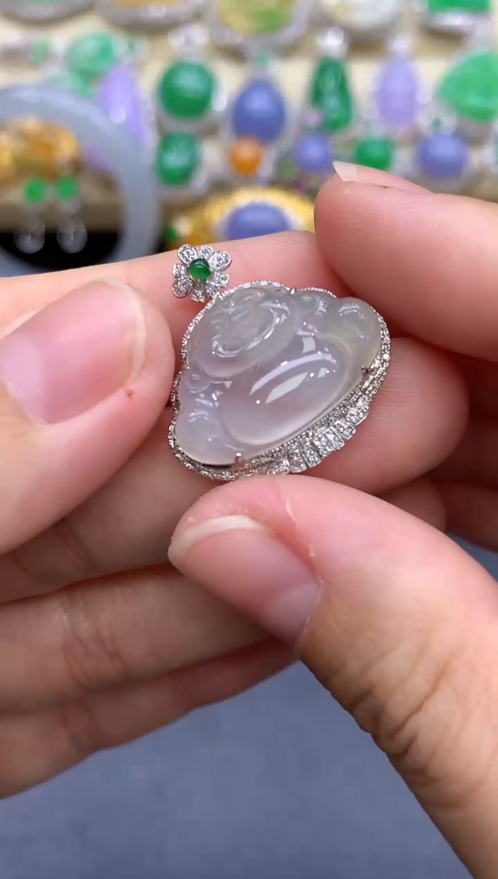 颈饰18K金镶嵌翡翠211-中国好珍宝