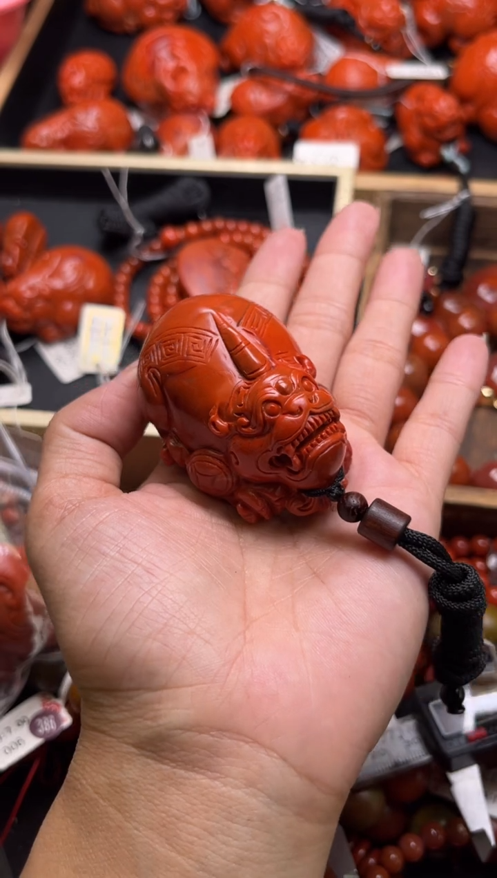 【闪购商品】南红玛瑙珠宝奇石未镶嵌831