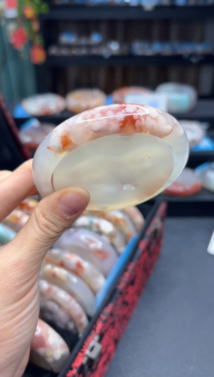 【闪购商品】石英质玉手镯未镶嵌2118（59圈赠送镯心）