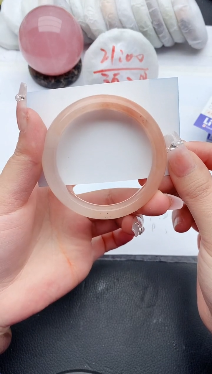 【闪购商品】石英质玉手镯未镶嵌G22+53/54