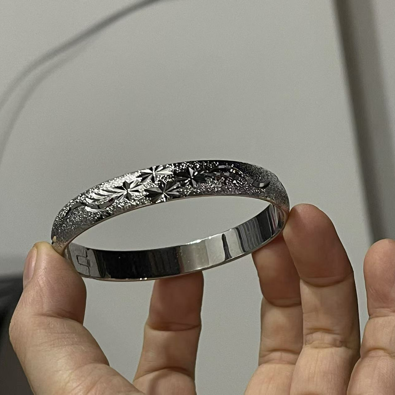 A33-车花卡扣手镯