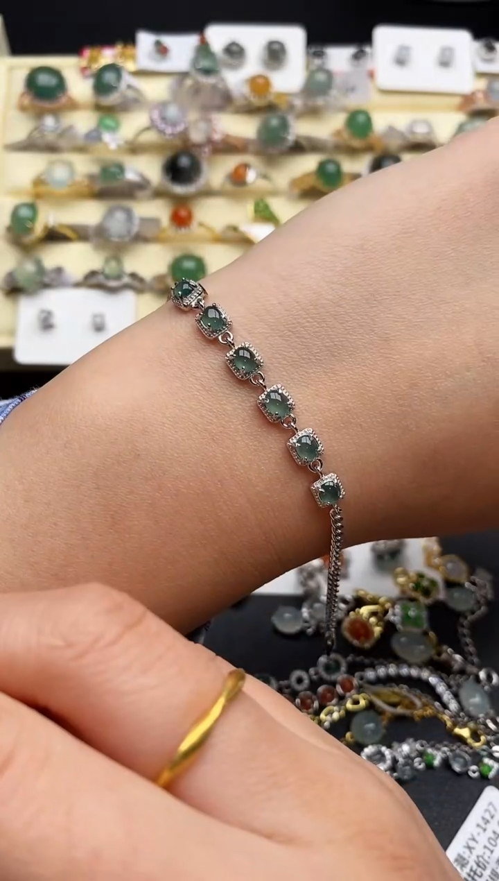 【闪购商品】翡翠戒指银S925镶嵌44444444+6