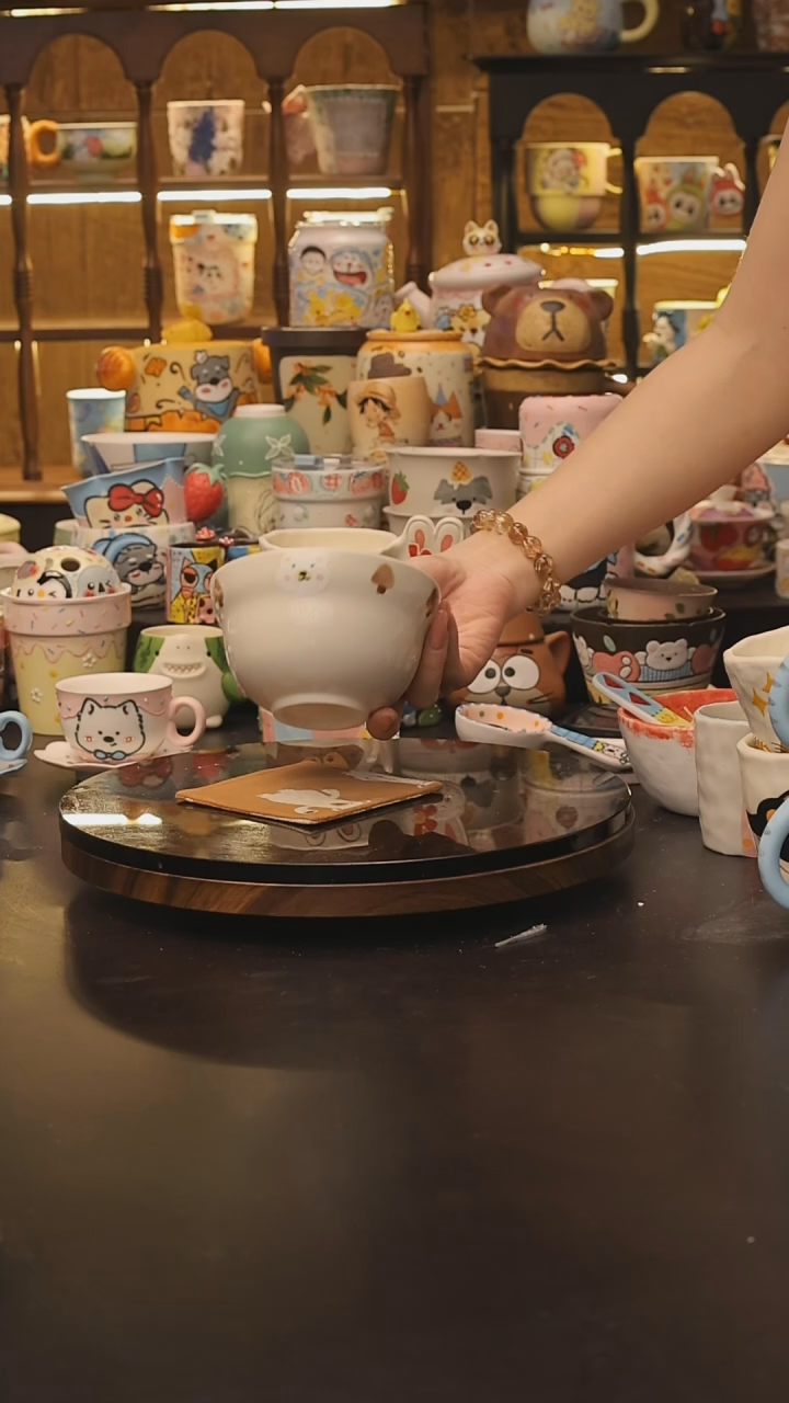 景德镇釉下彩绘设计师款式陶瓷