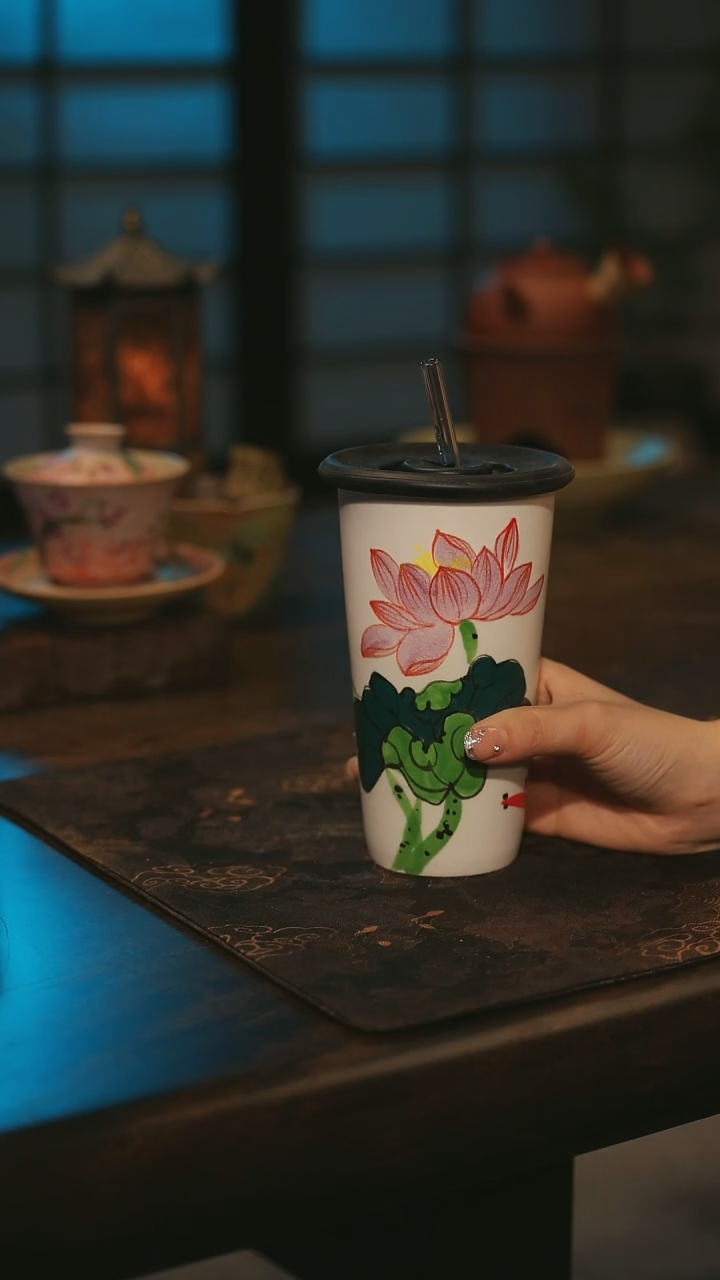 陶瓷景德镇高温釉下彩绘设计师款式