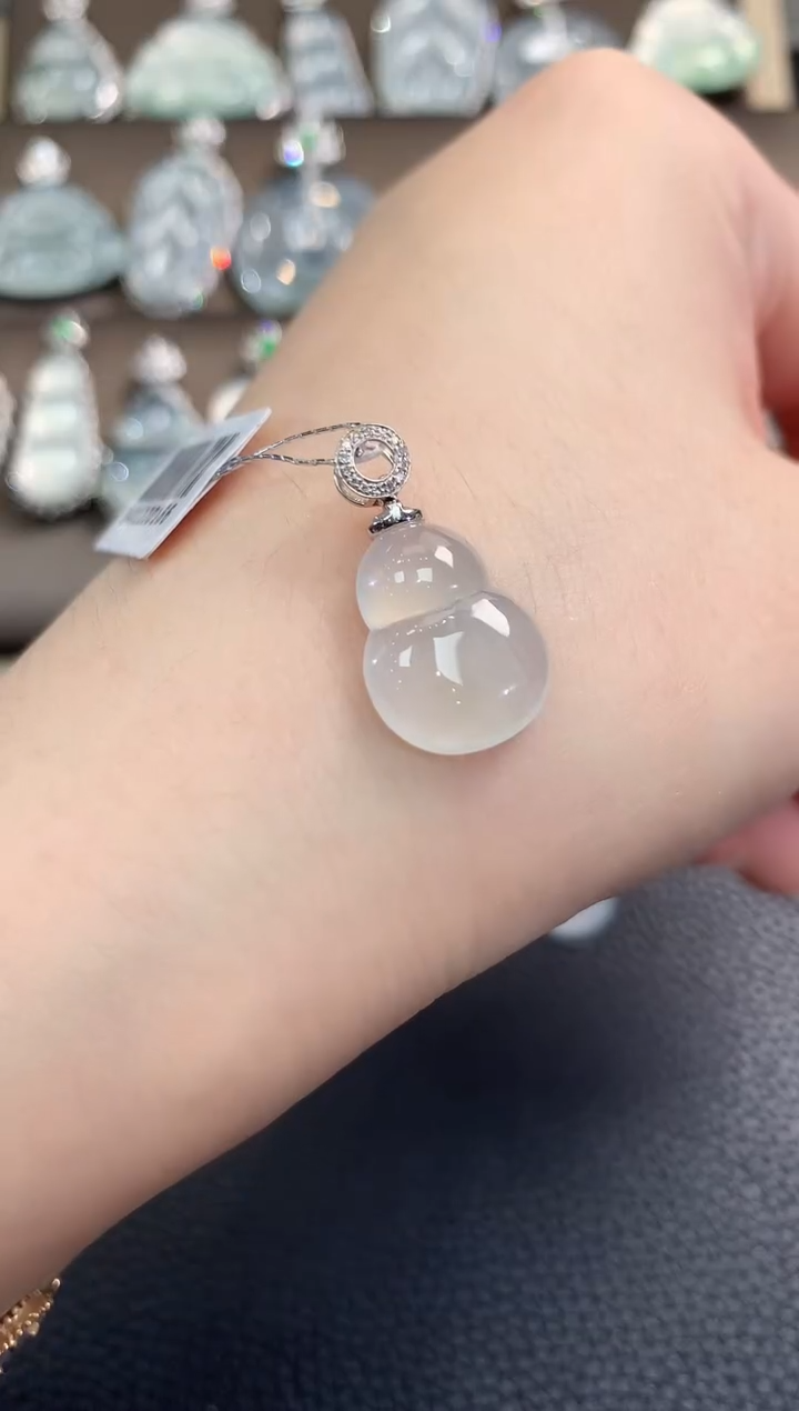 翡翠18K金镶嵌吊坠(不含链)春日珠宝 B3多样性一件发