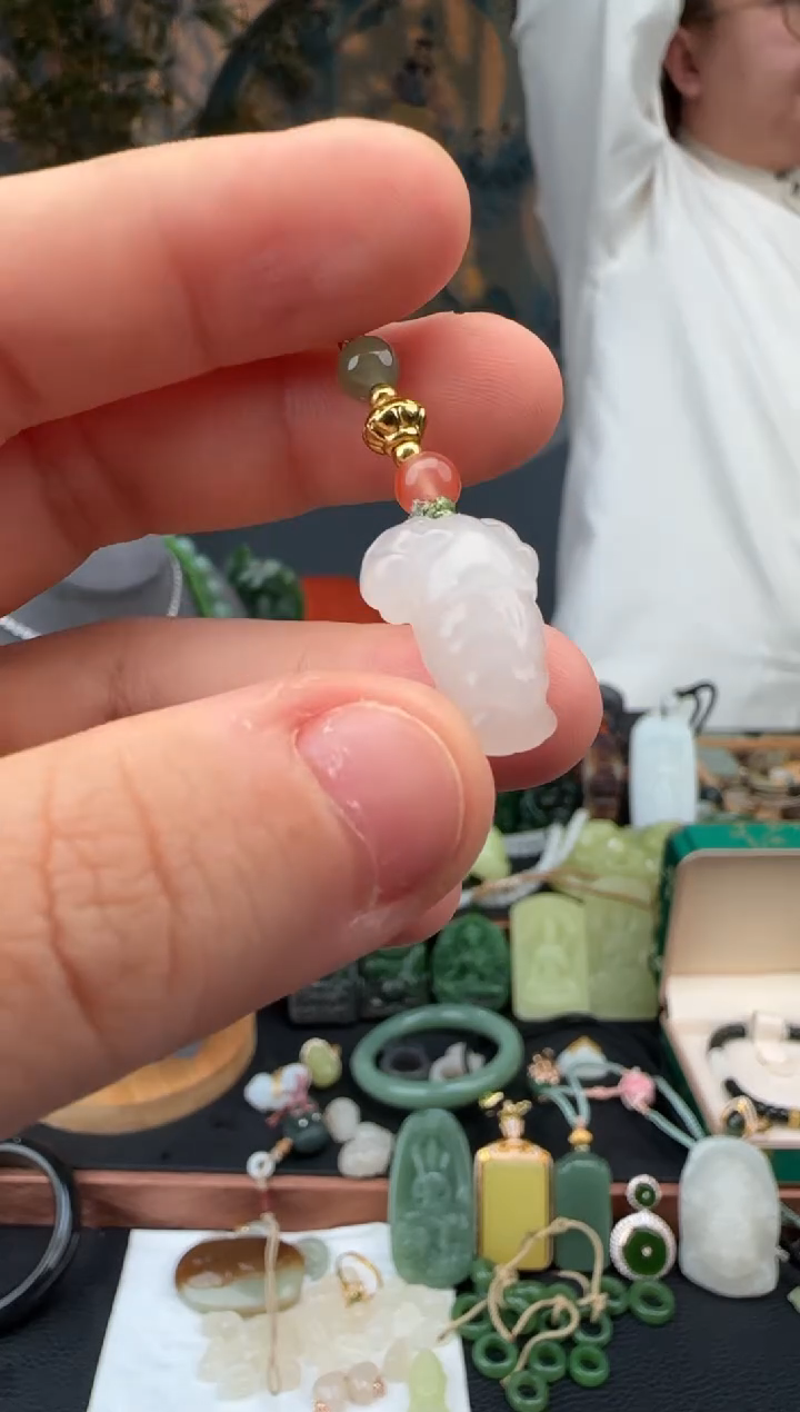 颈饰未镶嵌和田玉和田玉