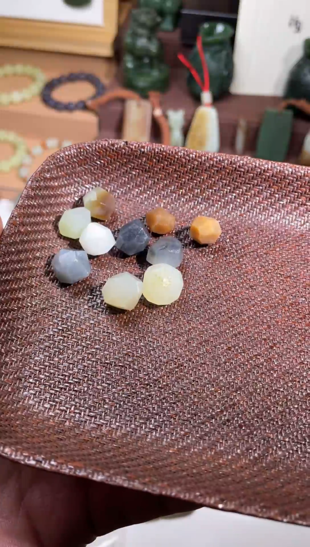 【闪购商品】和田玉颈饰未镶嵌胡辣汤