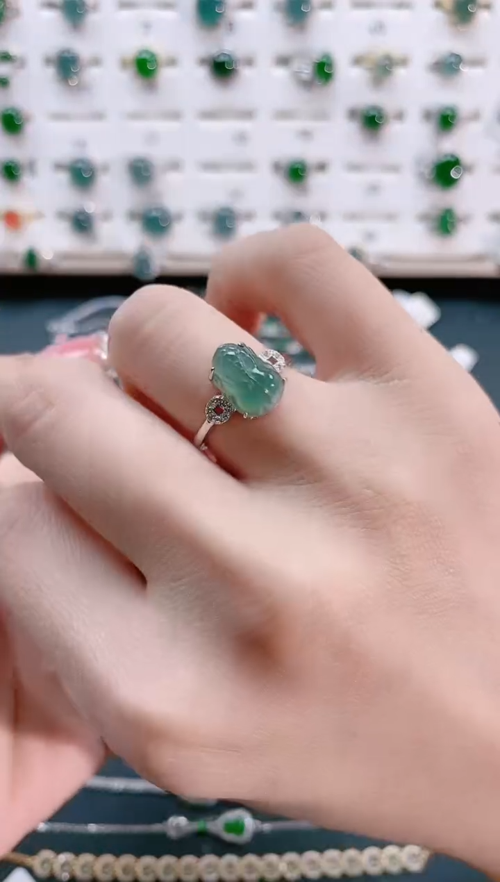 【闪购商品】翡翠戒指银S925镶嵌天然翡翠