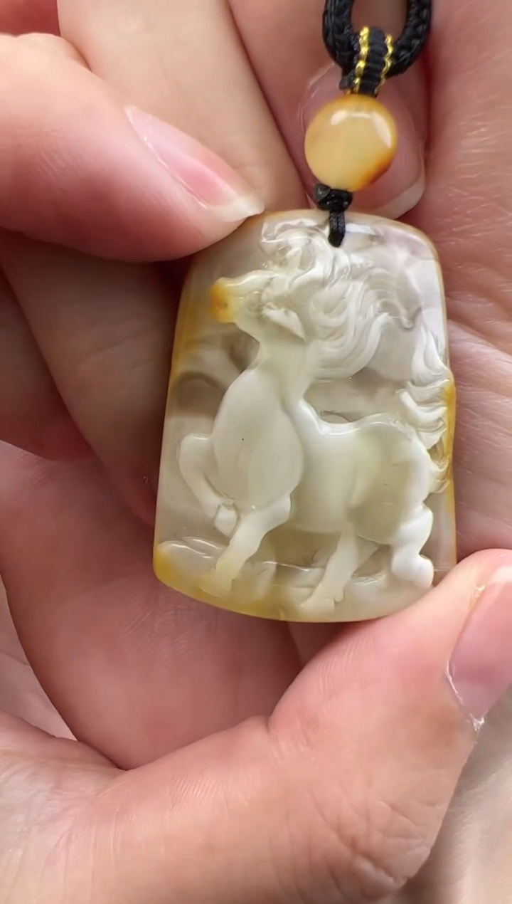 【闪购商品】琥珀裸石未镶嵌10114008-吊坠