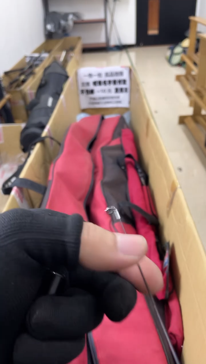 用****3孤品微瑕，以直播间介绍为准，加10元发顺丰。