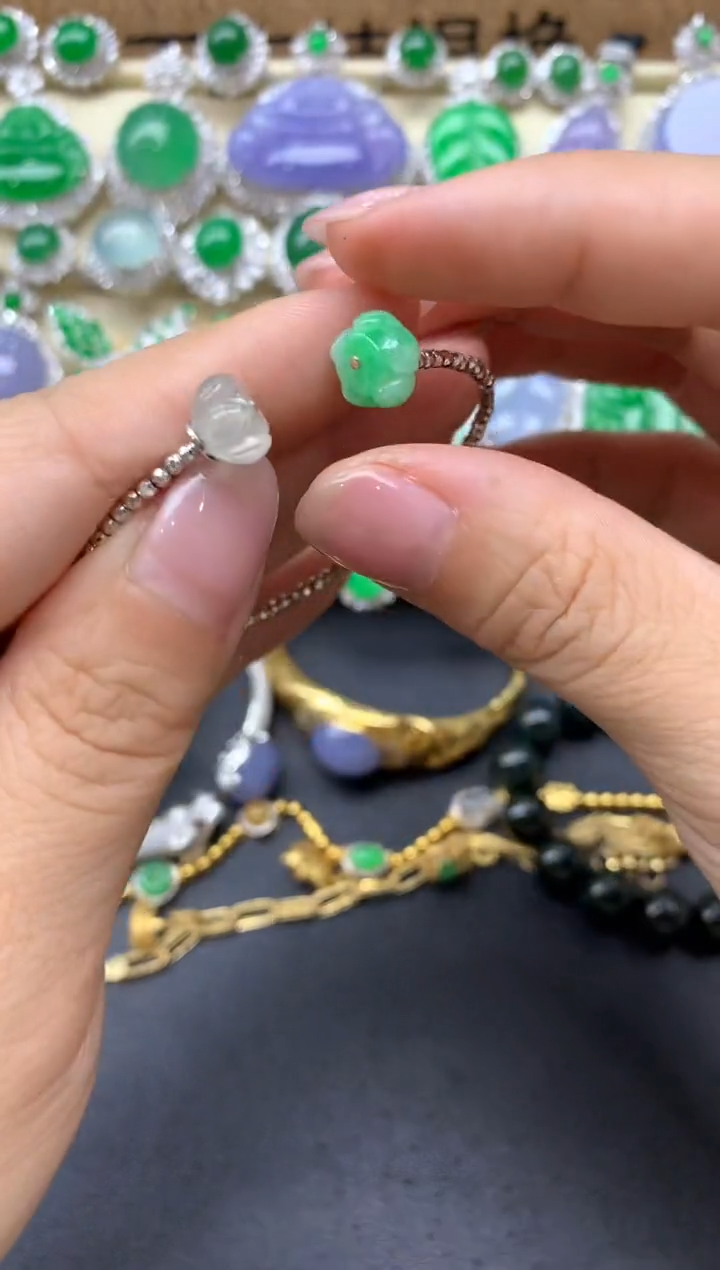 【闪购商品】翡翠手镯18K金镶嵌232-中国好珍宝