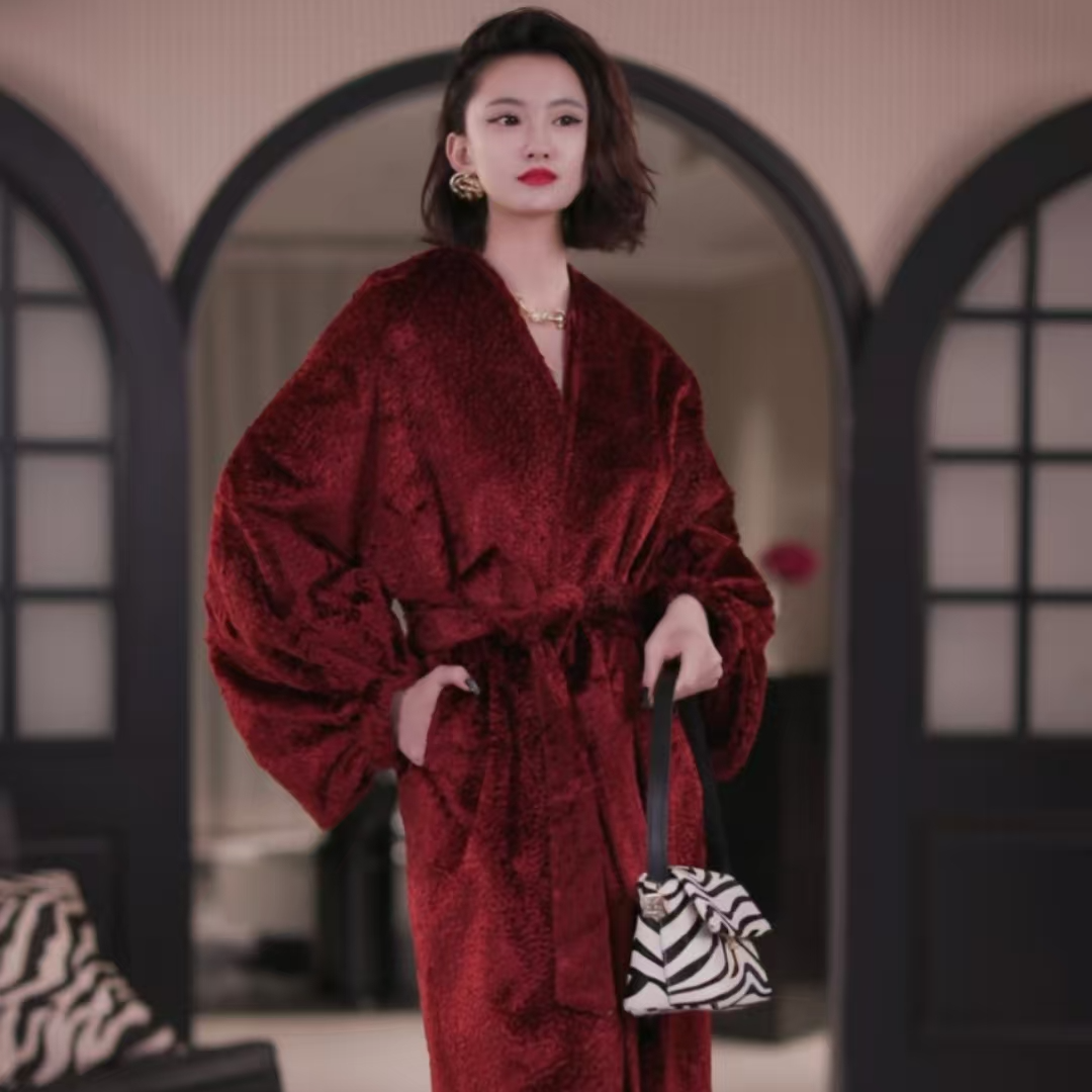 芈莱尤优—新款【南法假日】V领丝绒裹身风衣F24-6263