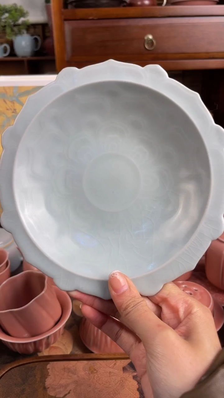 【闪购商品】小虾云门色泽芝纹盘