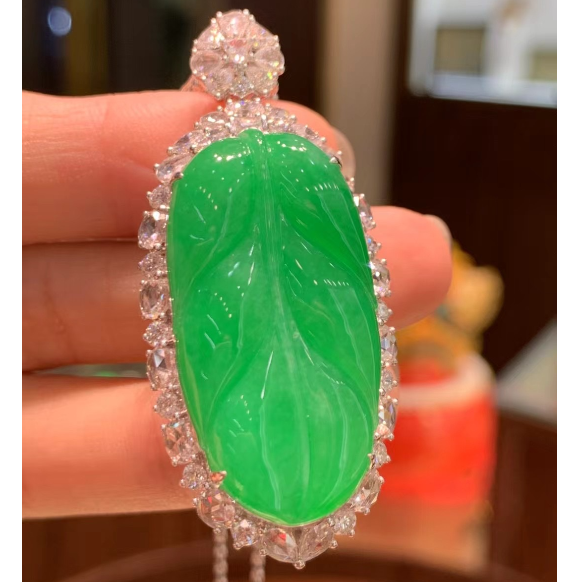 天然A货缅甸翡翠18K金镶嵌水润饱满开枝散叶树叶吊坠272248