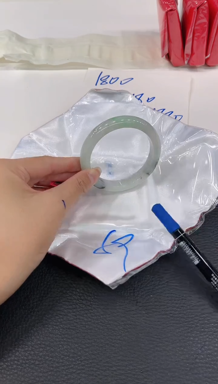 【闪购商品】翡翠手镯未镶嵌手镯