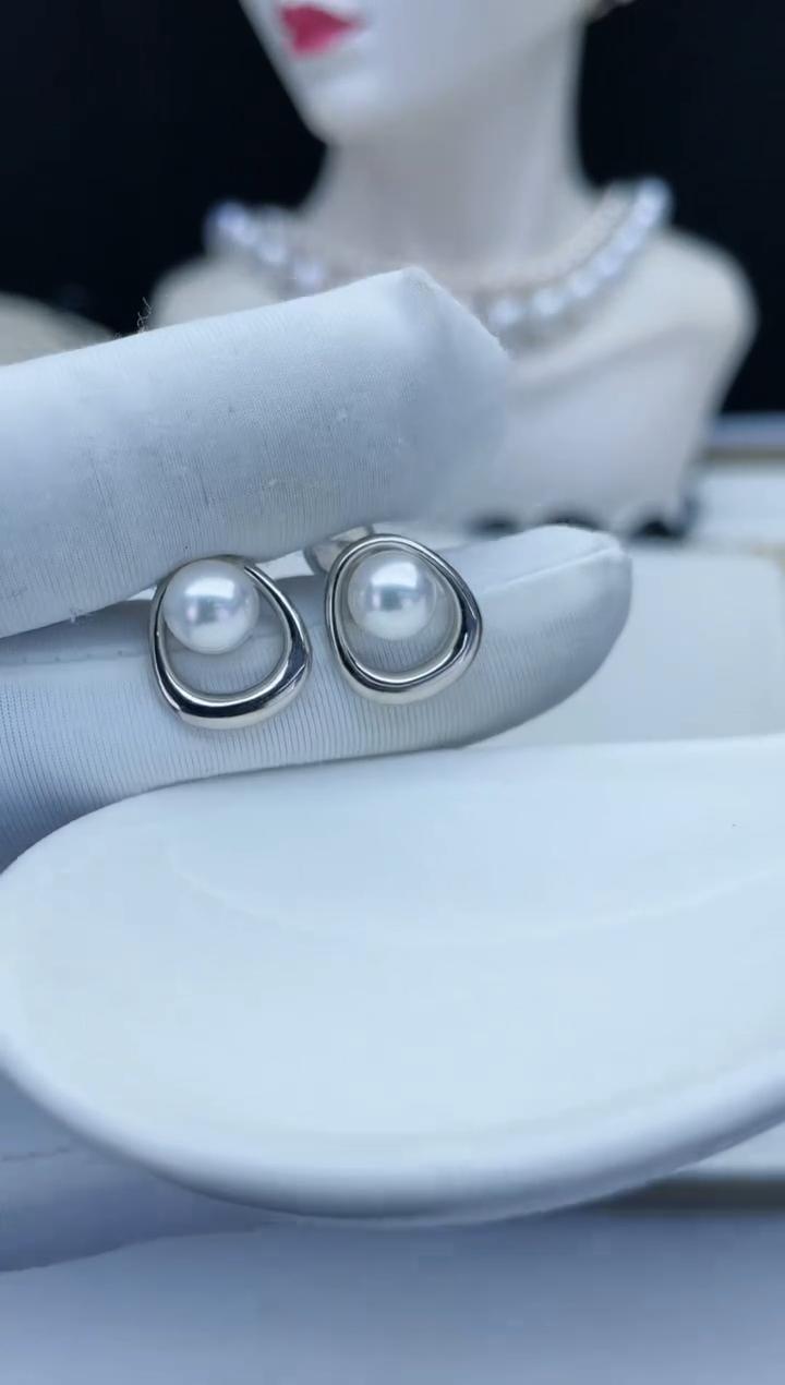 【闪购商品】海水珍珠耳饰银S925镶嵌akoya耳钉
