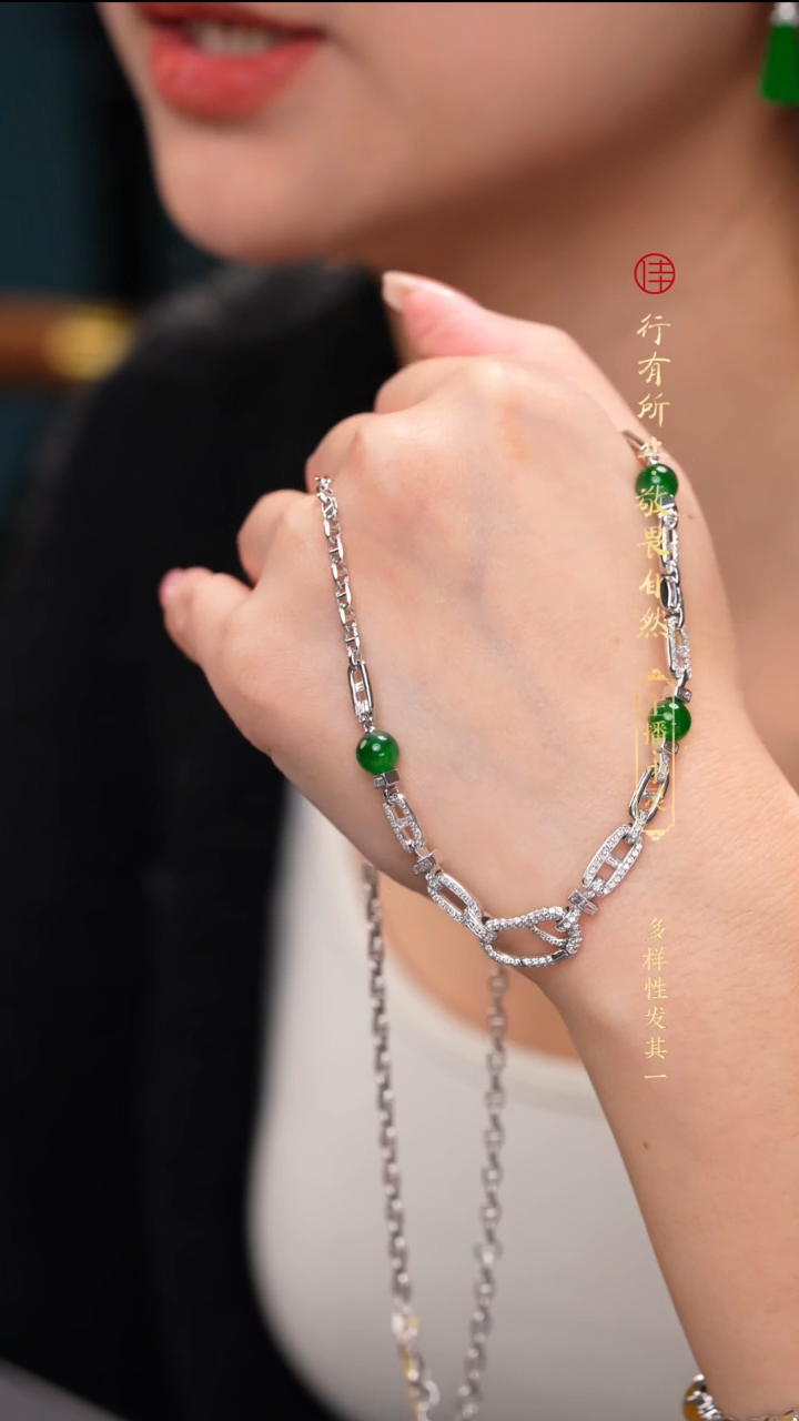 颈饰18K金镶嵌翡翠缅甸a货