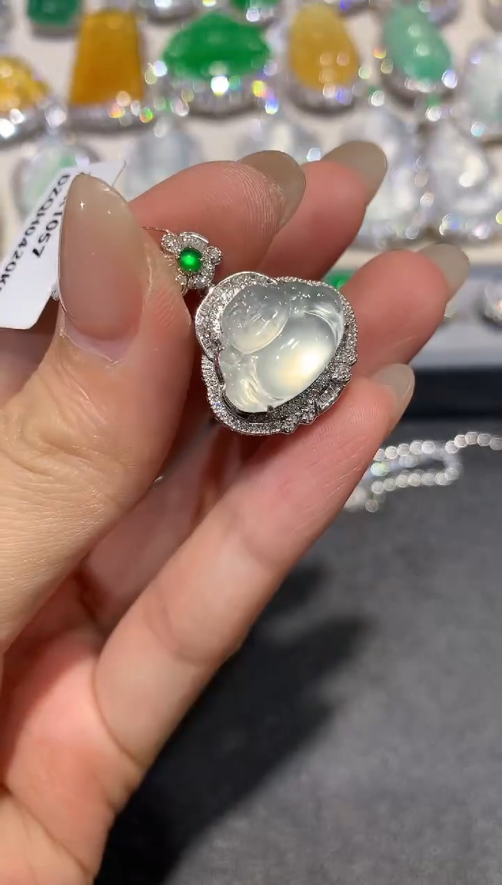 【闪购商品】翡翠吊坠(不含链)18K金镶嵌q247    