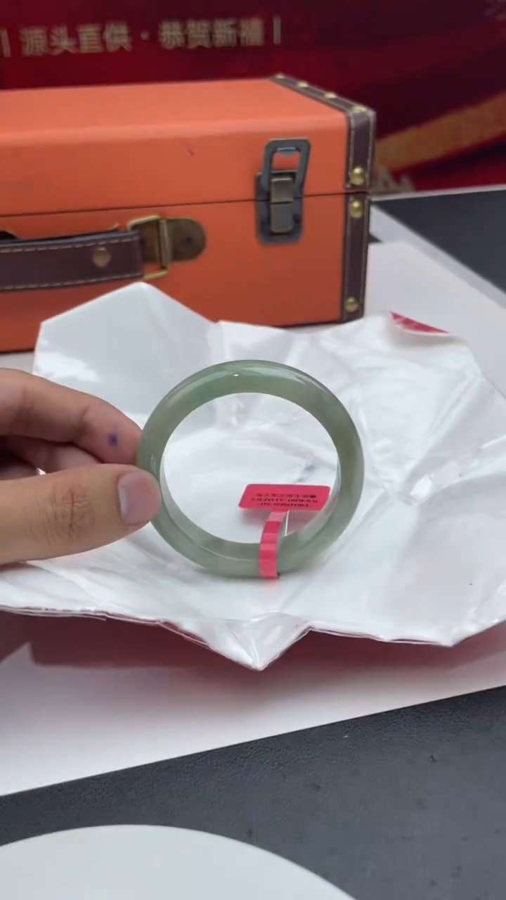 【闪购商品】翡翠手镯未镶嵌12翡翠手镯