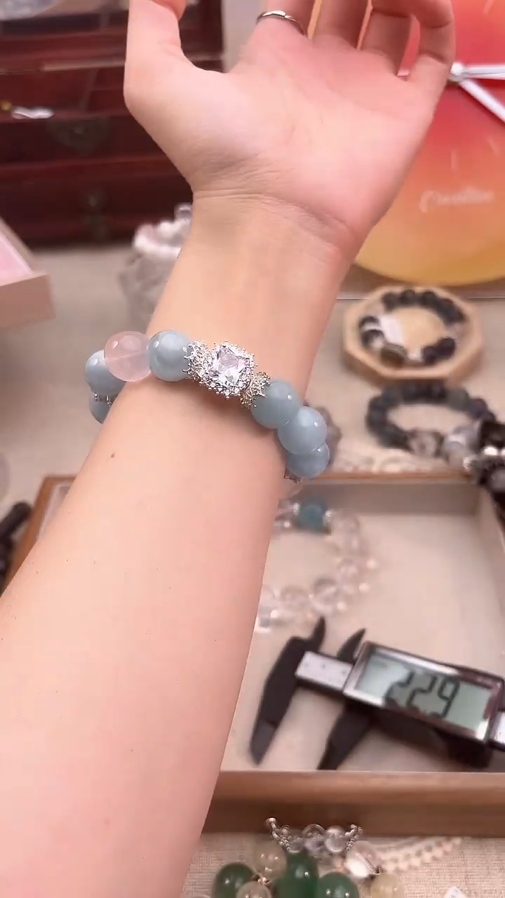 【闪购商品】水晶手链未镶嵌多样性发货发其一颜色微差