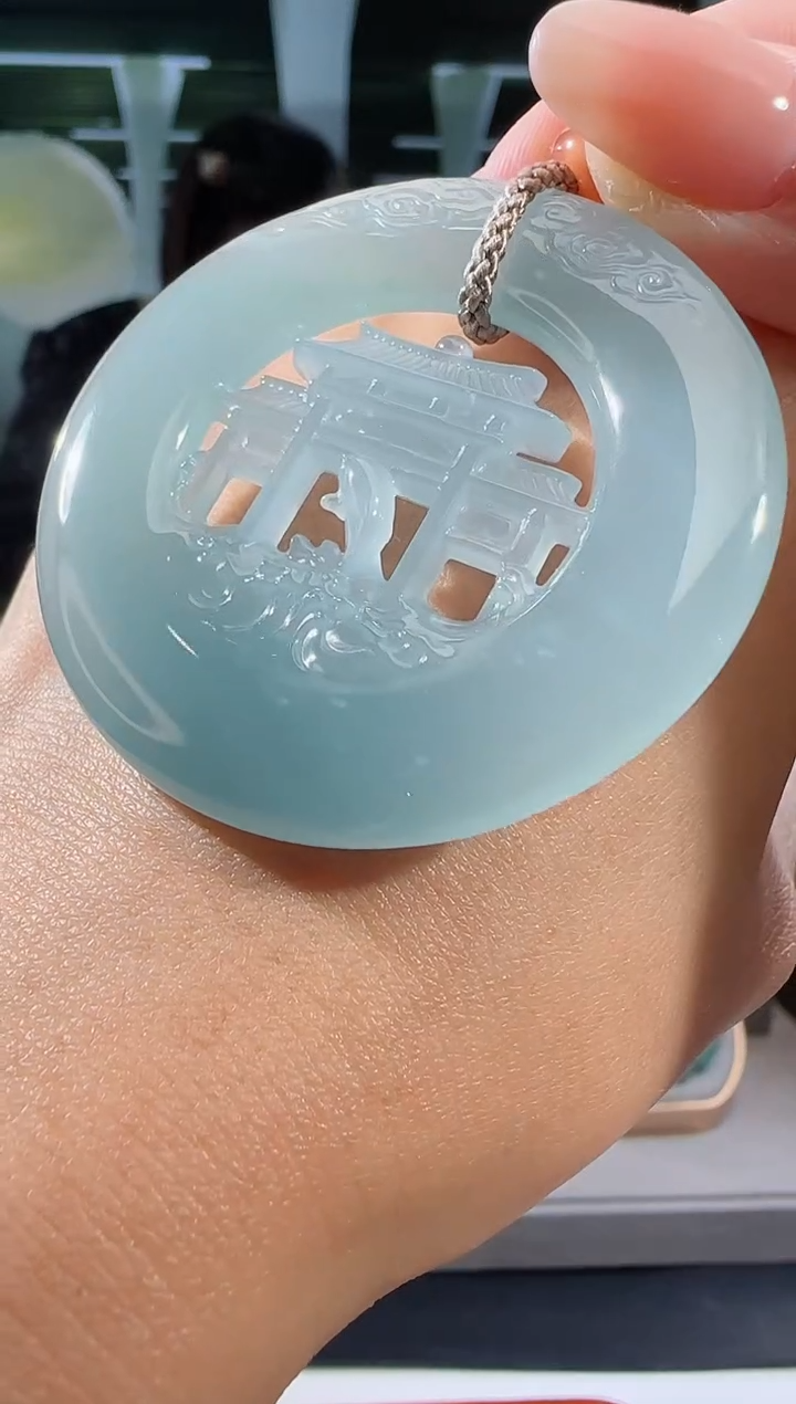 【闪购商品】翡翠吊坠(不含链)未镶嵌鱼跃龙门