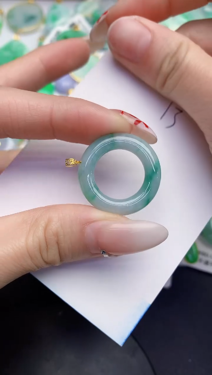 【闪购商品】翡翠颈饰18K金镶嵌00000000000