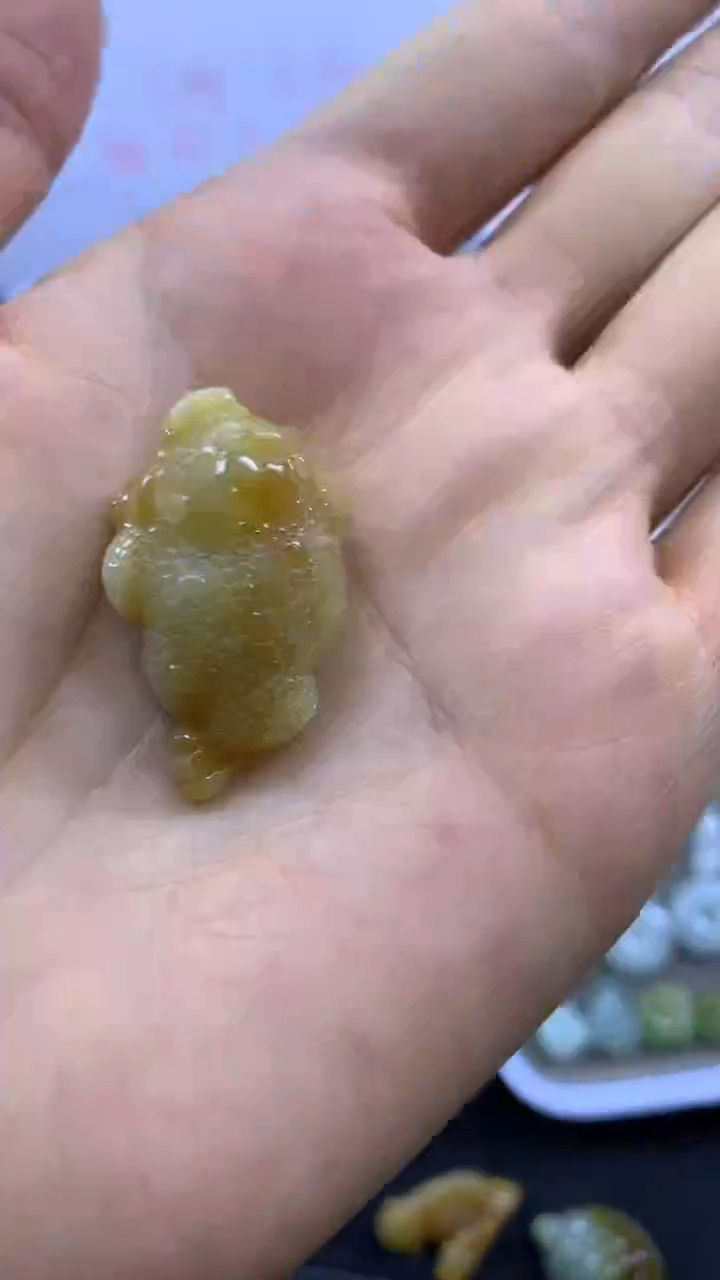 颈饰未镶嵌翡翠王*龙缅甸天然A货翡翠