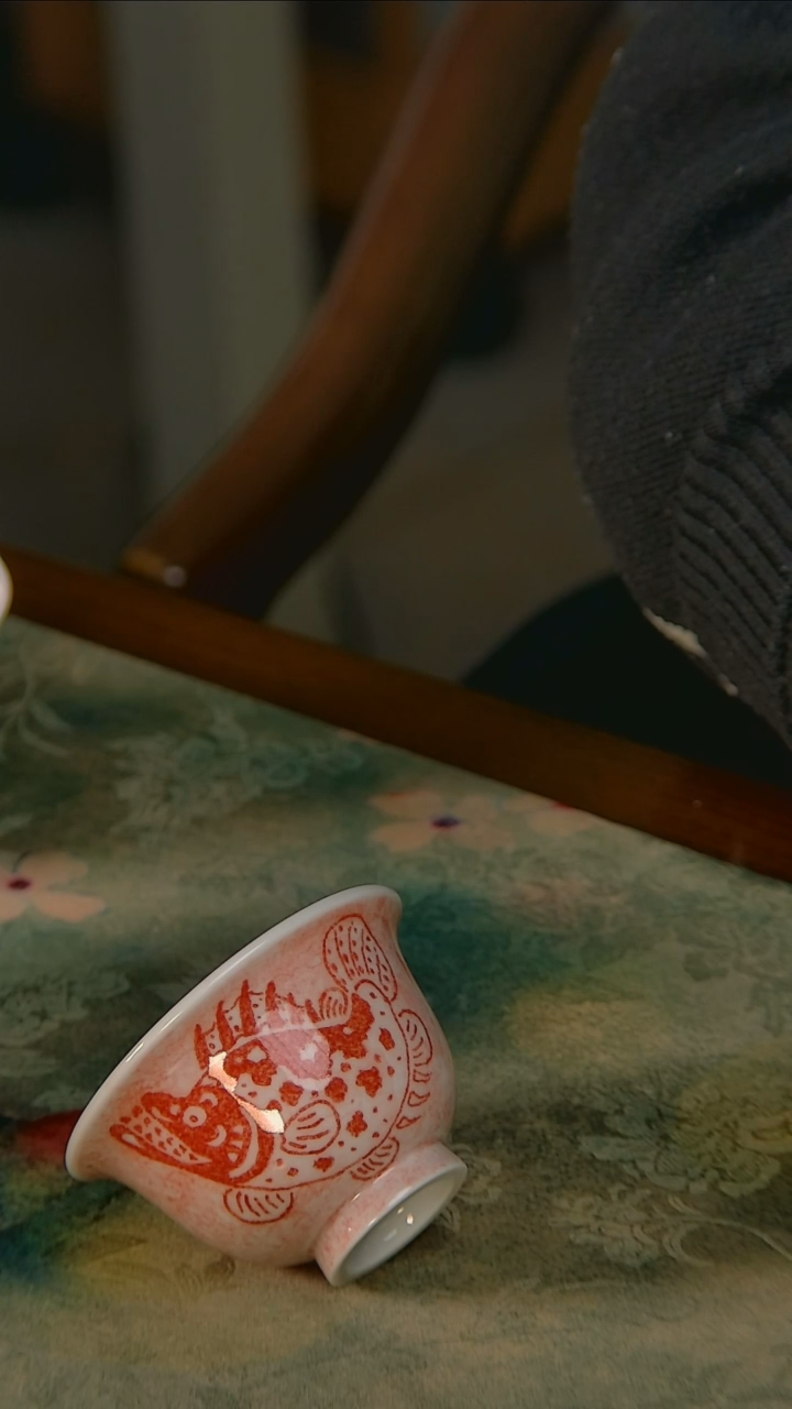 杯C****6手工手绘杯杯很美丽