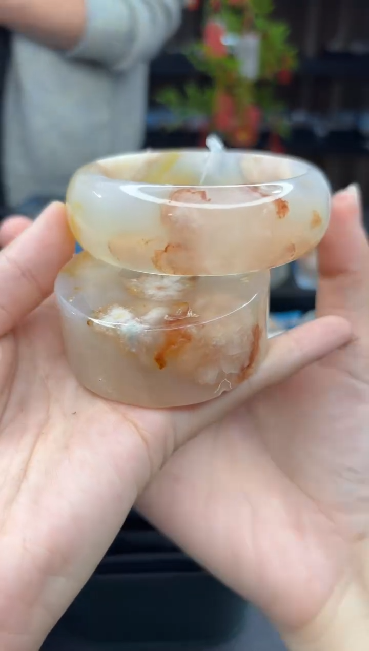 【闪购商品】石英质玉手镯未镶嵌43（62圈赠送镯心）