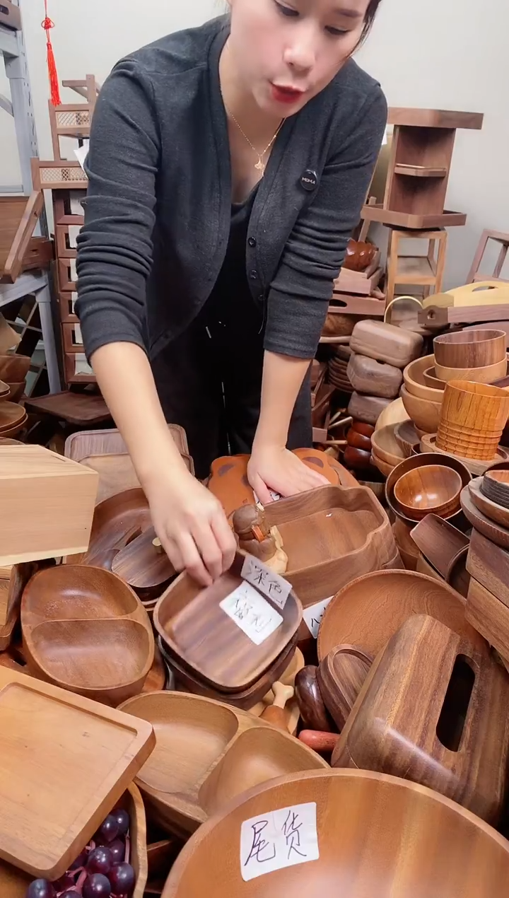 木 南美胡桃木正方砵13*5.5cm  深色