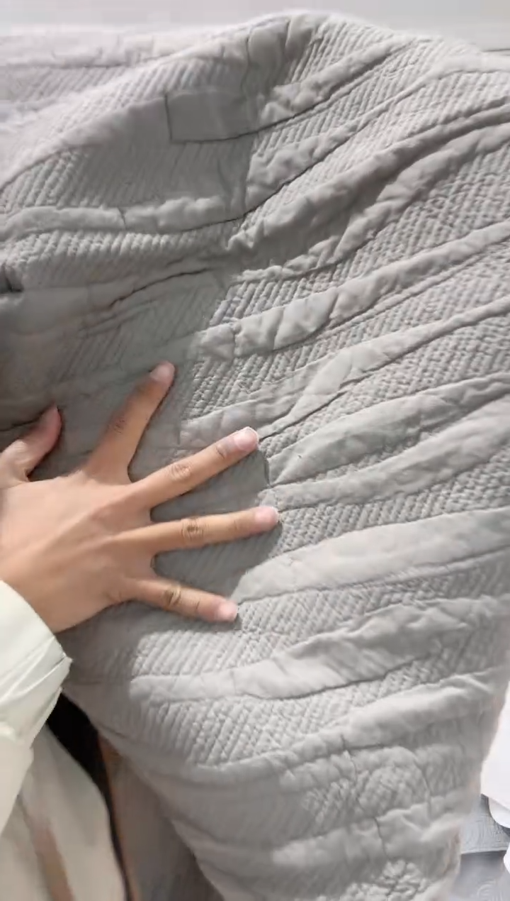 棉230*250纯棉床盖101号微瑕