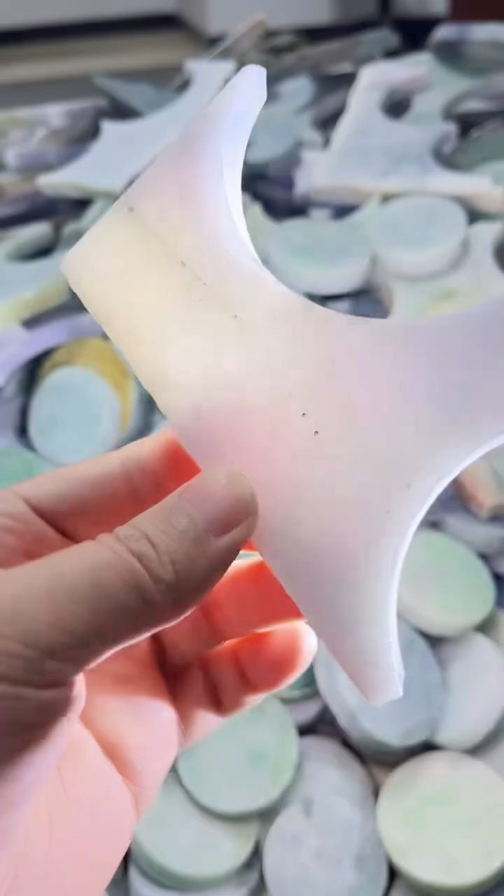 【闪购商品】翡翠挂件未镶嵌A货康壹027