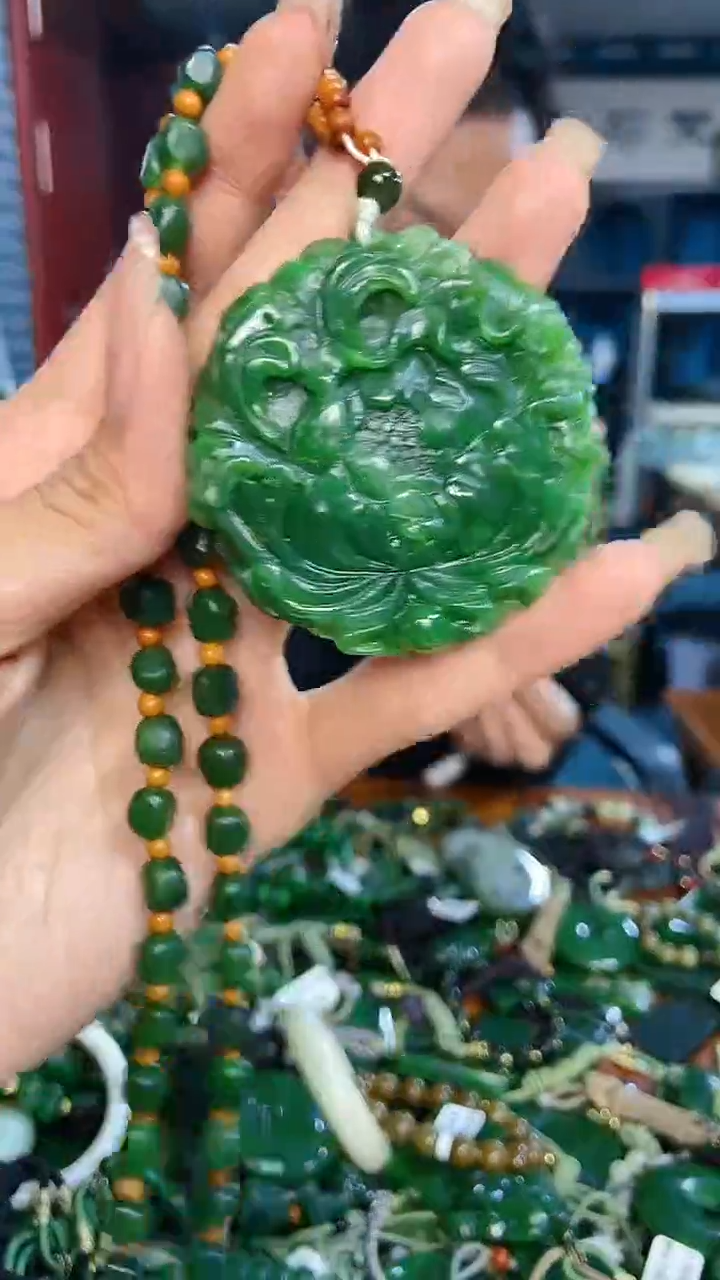 未镶嵌和田玉挂件1