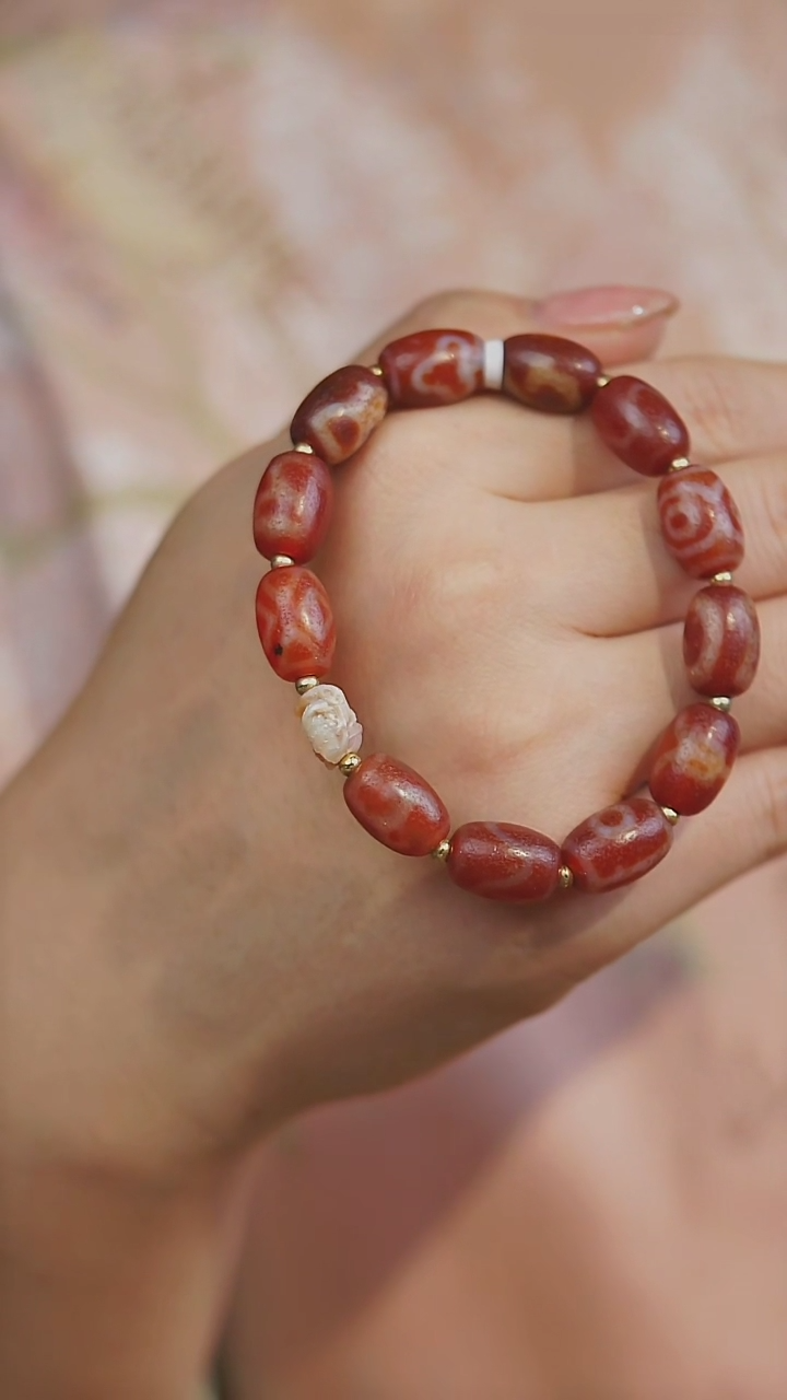 【闪购商品】玛瑙/玉髓手串未镶嵌多样性发其一