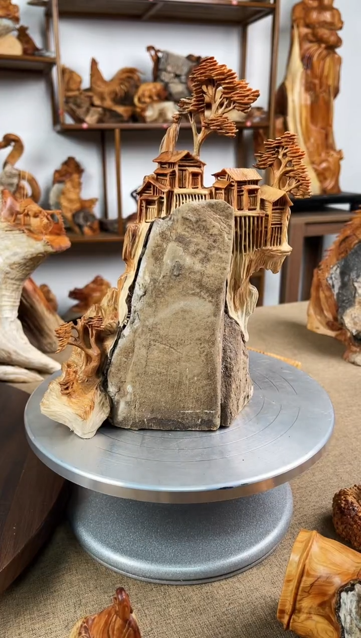 【闪购商品】香榧木木雕太行崖柏材质  抱石 山水