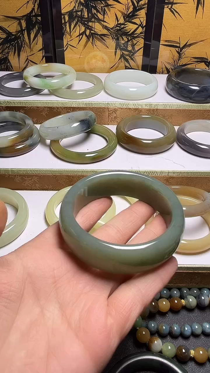 【闪购商品】和田玉手镯未镶嵌新疆切莫蓝青花63+