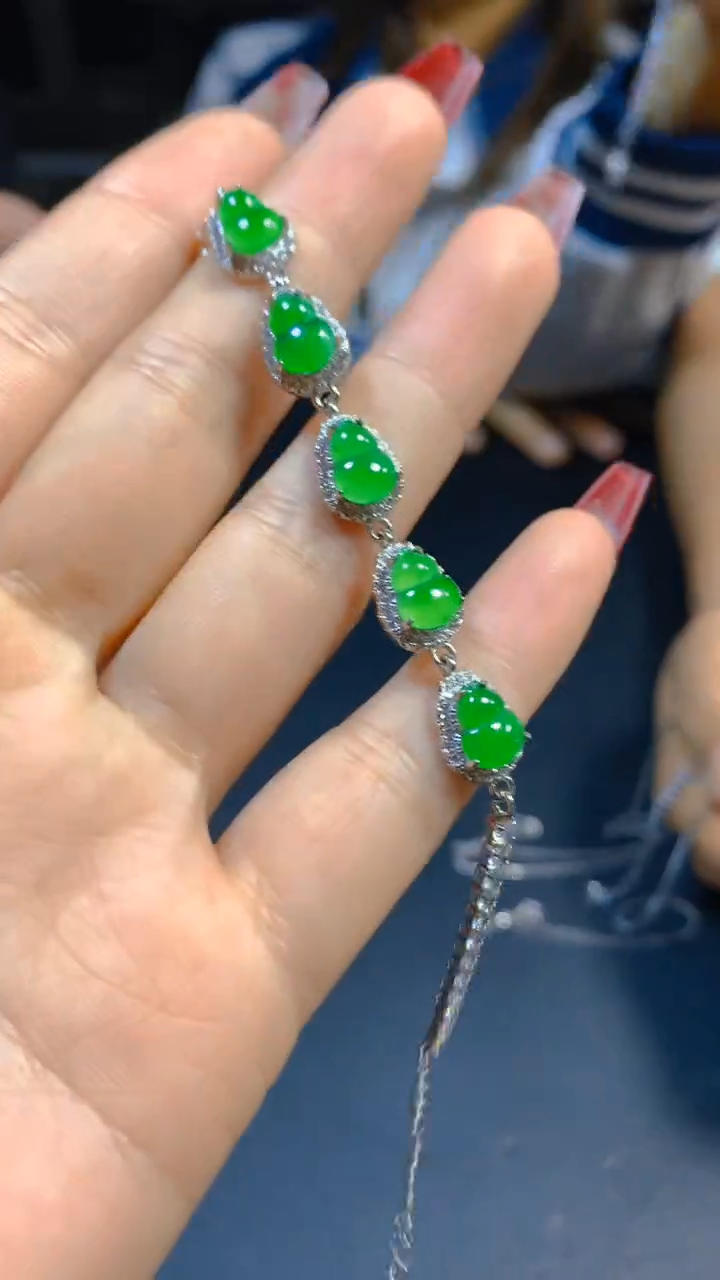 【闪购商品】翡翠手链未镶嵌0582035675多样性发一