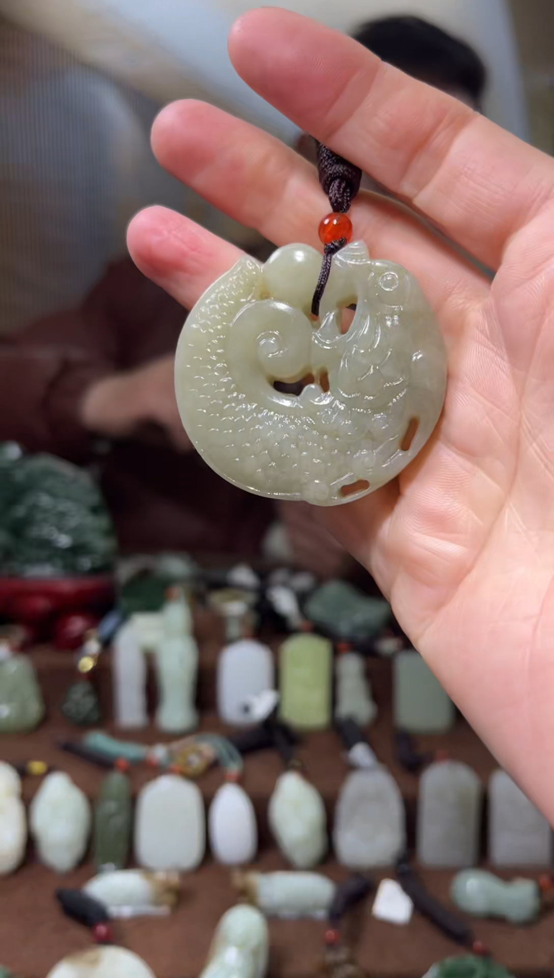 颈饰未镶嵌和田玉·