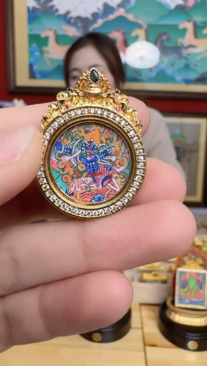 吊坠吉妈妈-热贡纯手绘-安安