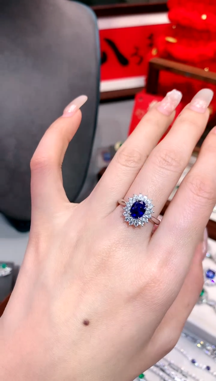【闪购商品】蓝宝石戒指18K金镶嵌1.51ct/天然宝石/七天无理由