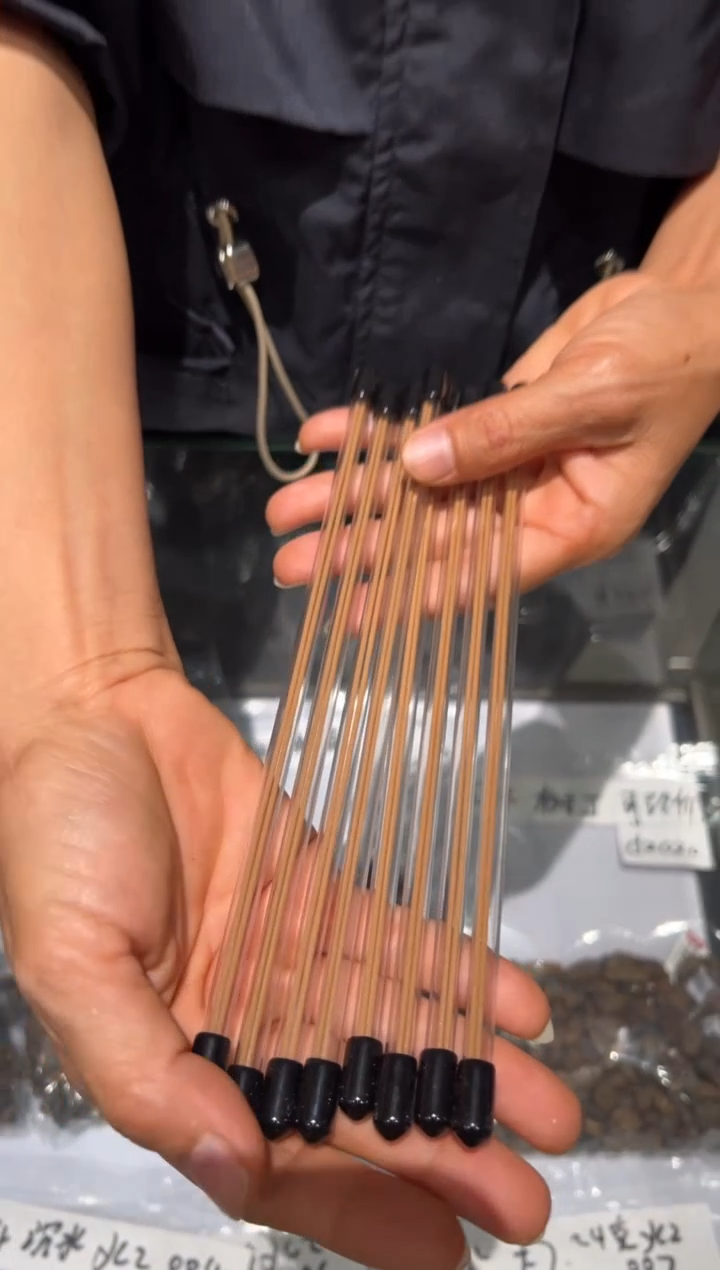 沉香沉香碎屑多样性发1条