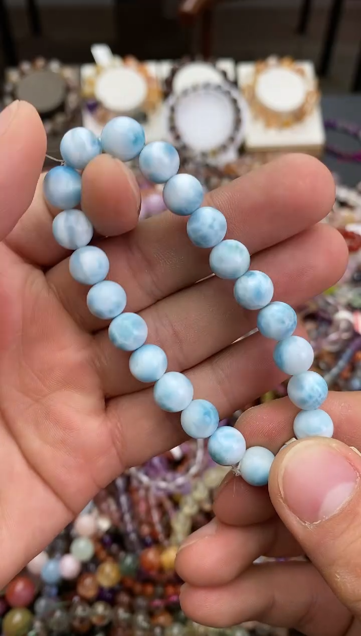 未镶嵌针钠钙石（海纹石）手链手链