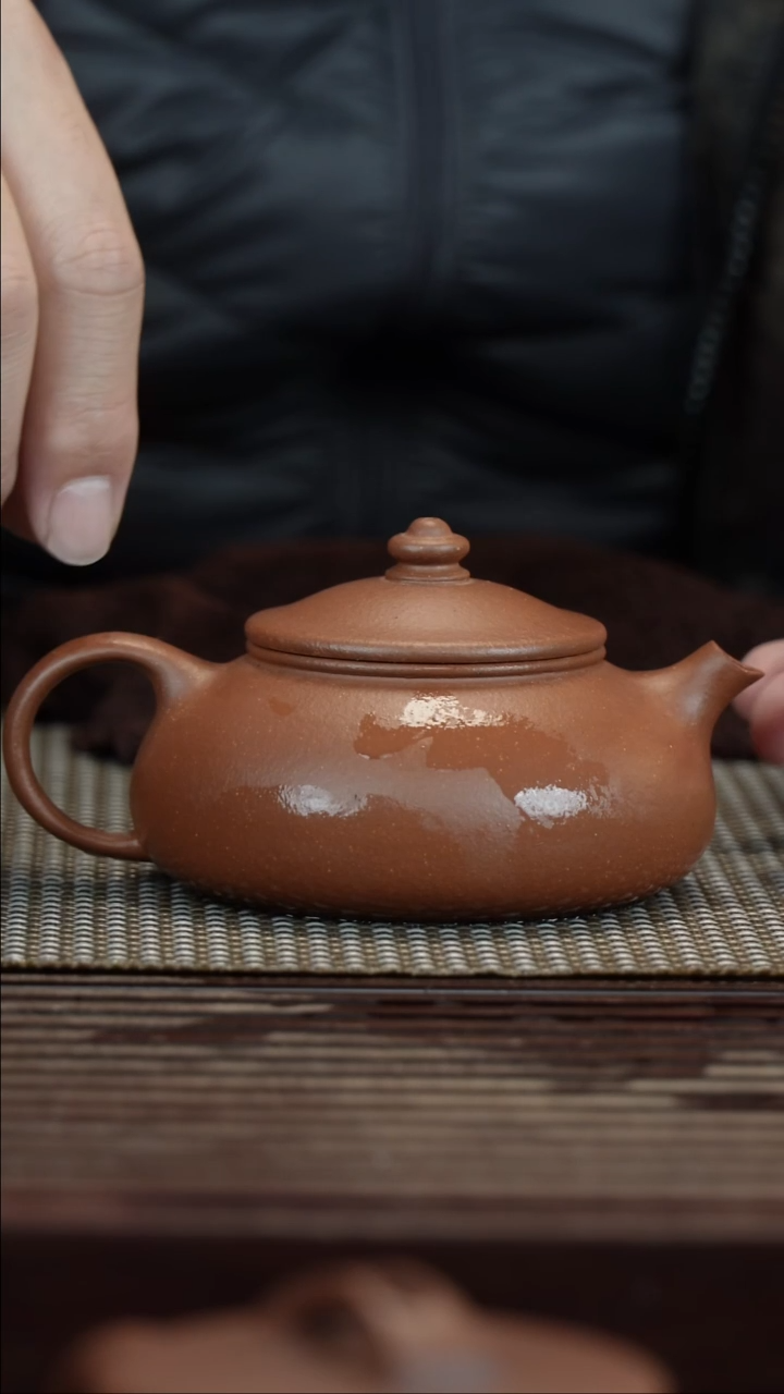 【闪购商品】紫砂茶壶红降坡寒江半手工150CC